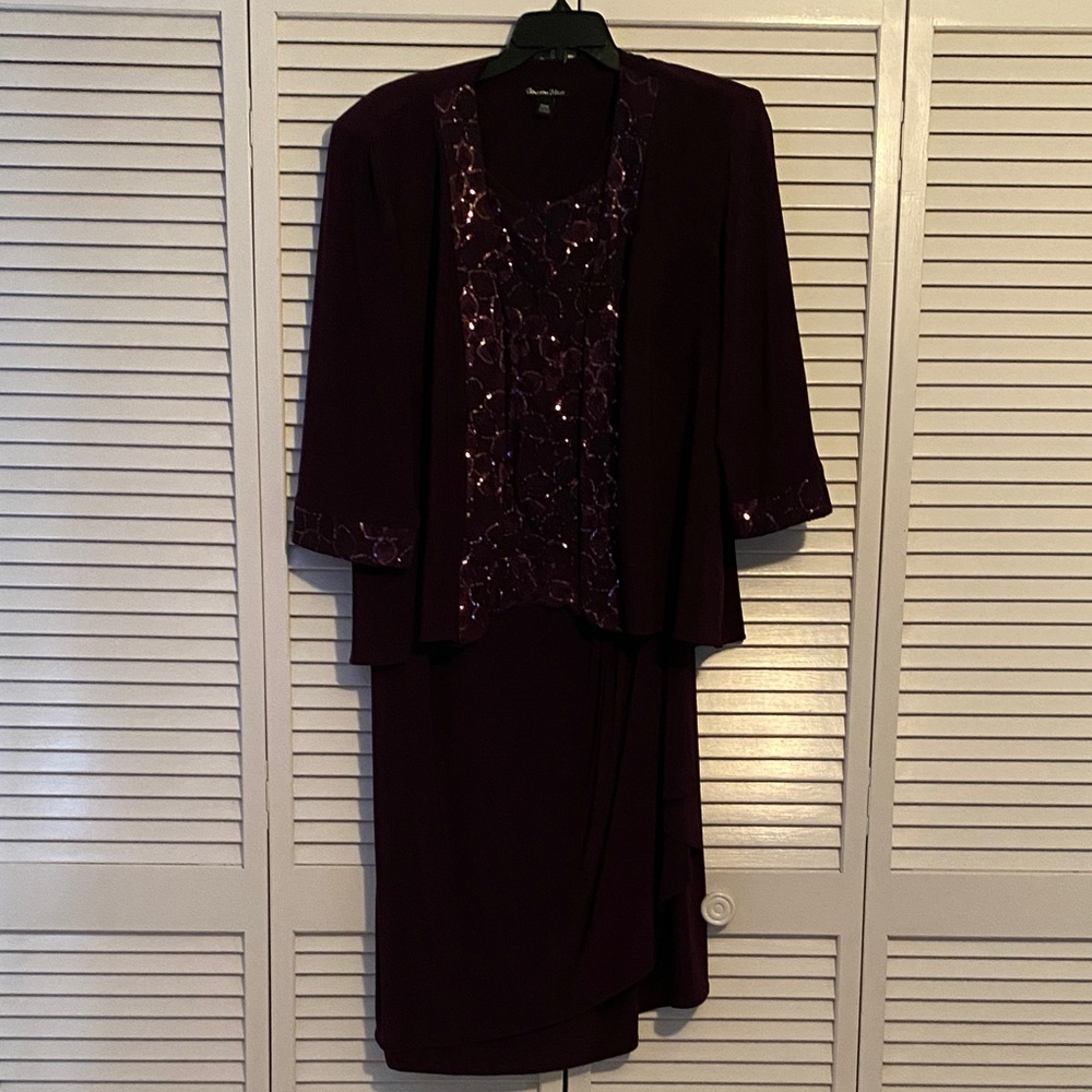 Elegant Plum Women's Dress/Jacket